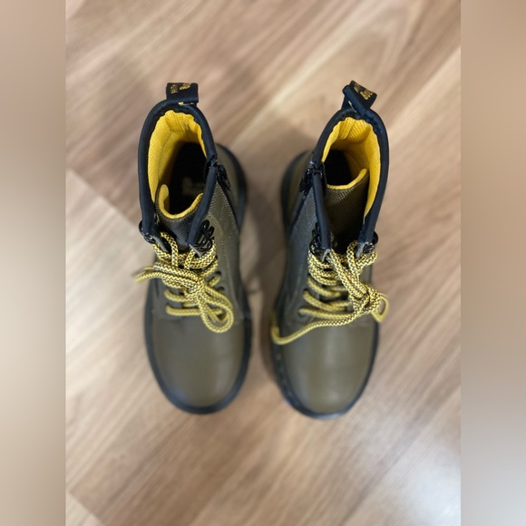 Doc Martens ~ JUNIOR 1460 PANEL LEATHER LACE UP BOOTS - Picture 8 of 14